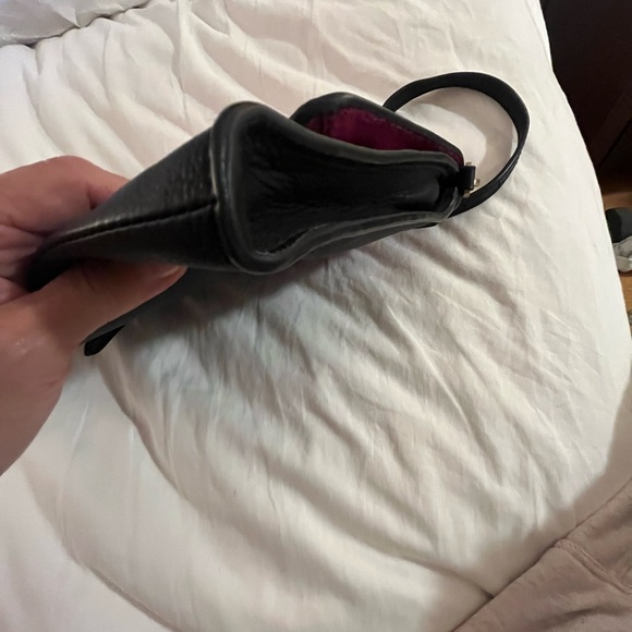 Ladies DDP leather shoulder bag with strap black and pink - Picture 11 of 15